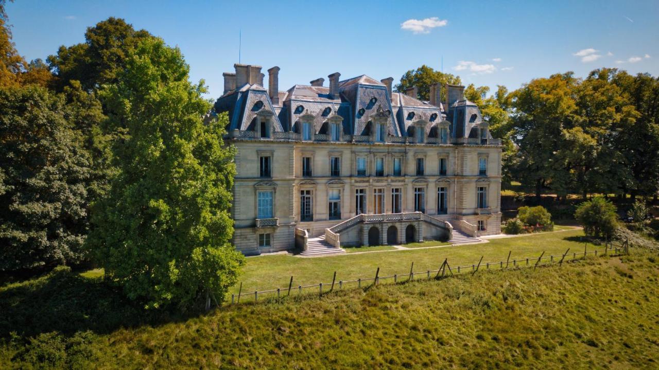 Вилла Dans Un Cadre Exceptionnel, Ferme Renovee A 17Km De Paris Буасси-Сен-Лежер Экстерьер фото